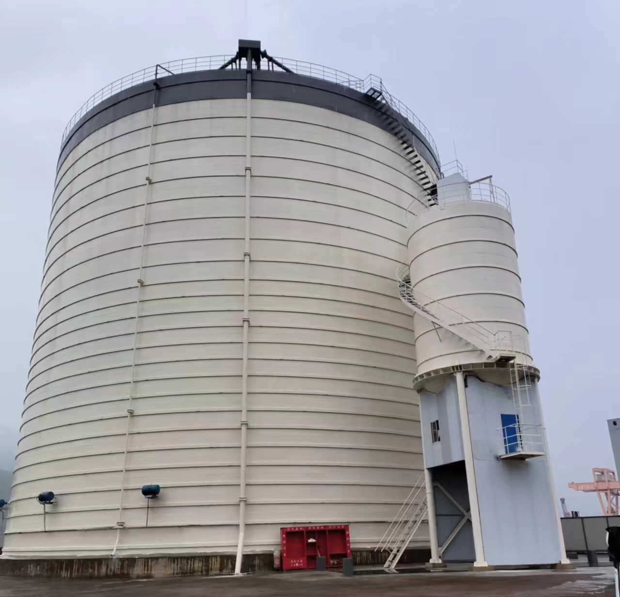 乌什10万吨水泥钢板库